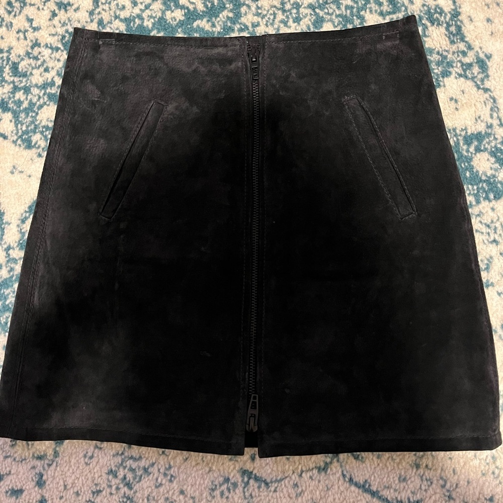 Blank NYC suede skirt